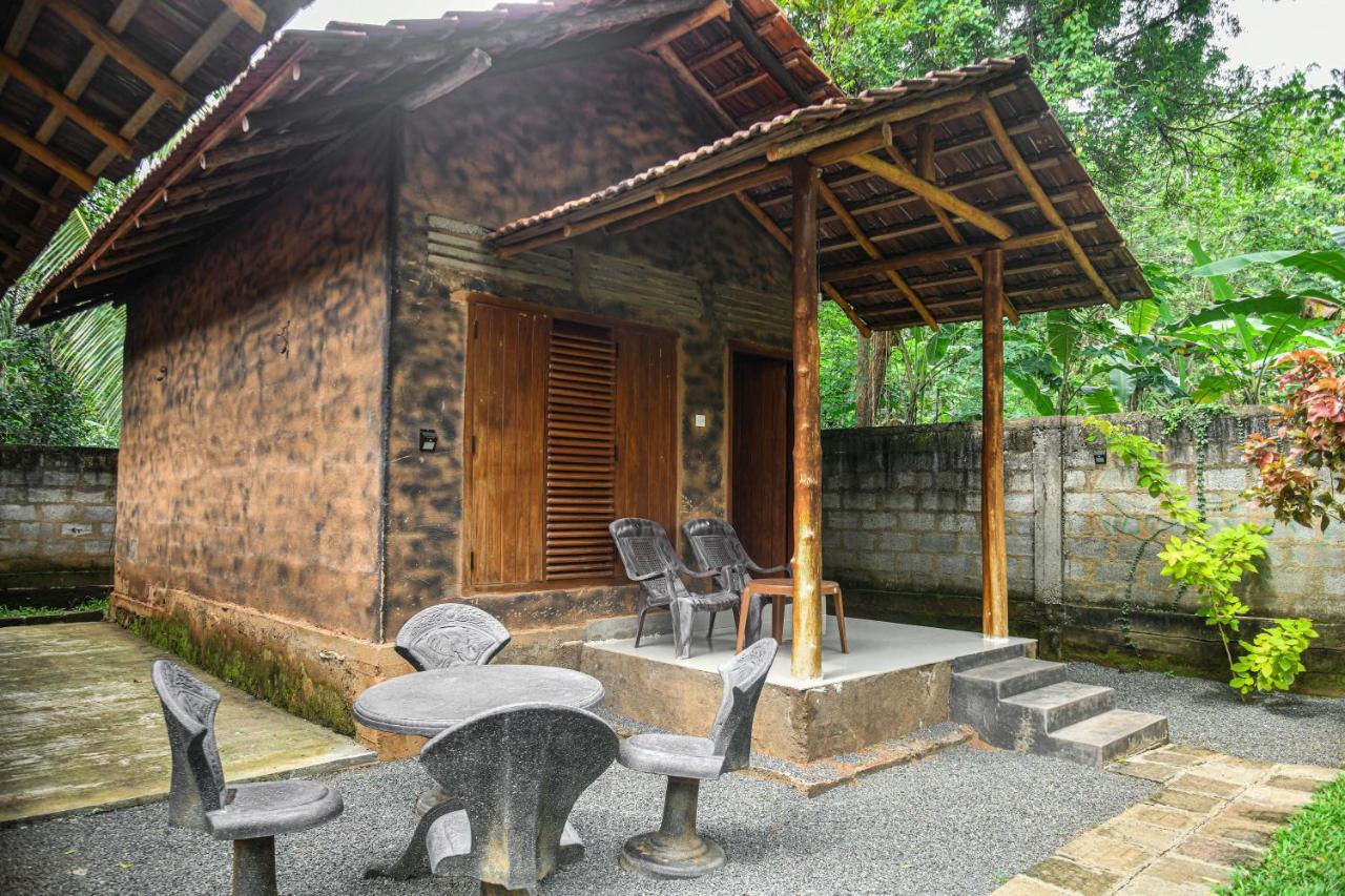 Clay House Hotel อุดาวาลาเว ภายนอก รูปภาพ