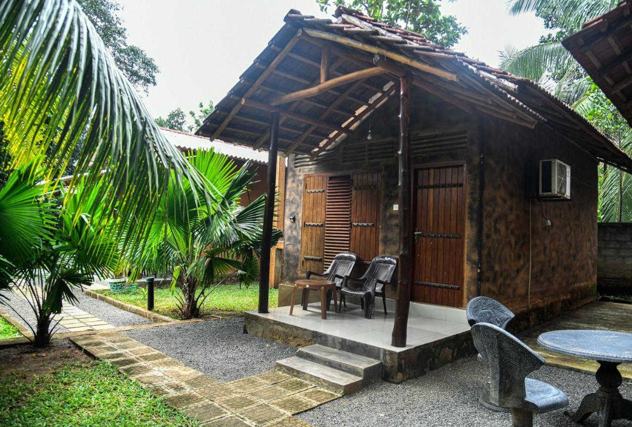 Clay House Hotel อุดาวาลาเว ภายนอก รูปภาพ